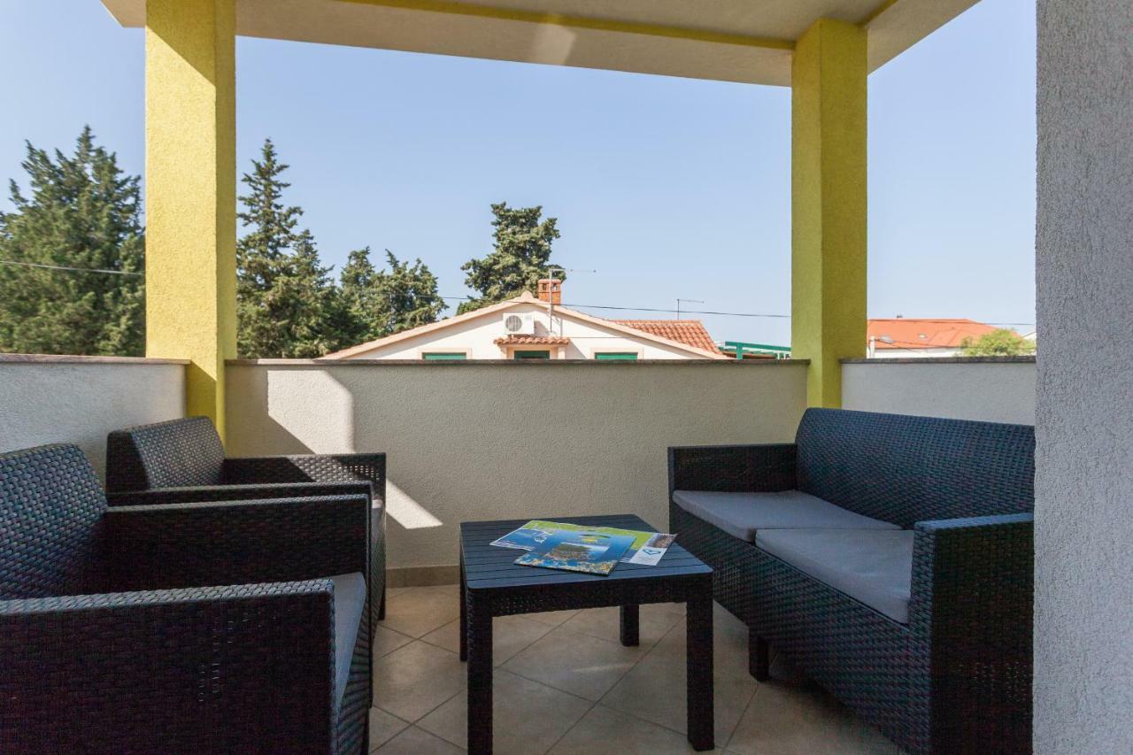 Apartments Mrsic Biograd Na Moru Exterior foto